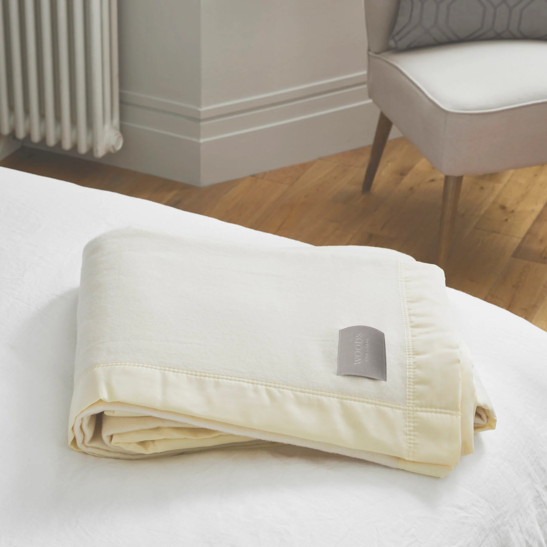 Woods Lambswool & Cashmere Luxury Blankets - Image 4