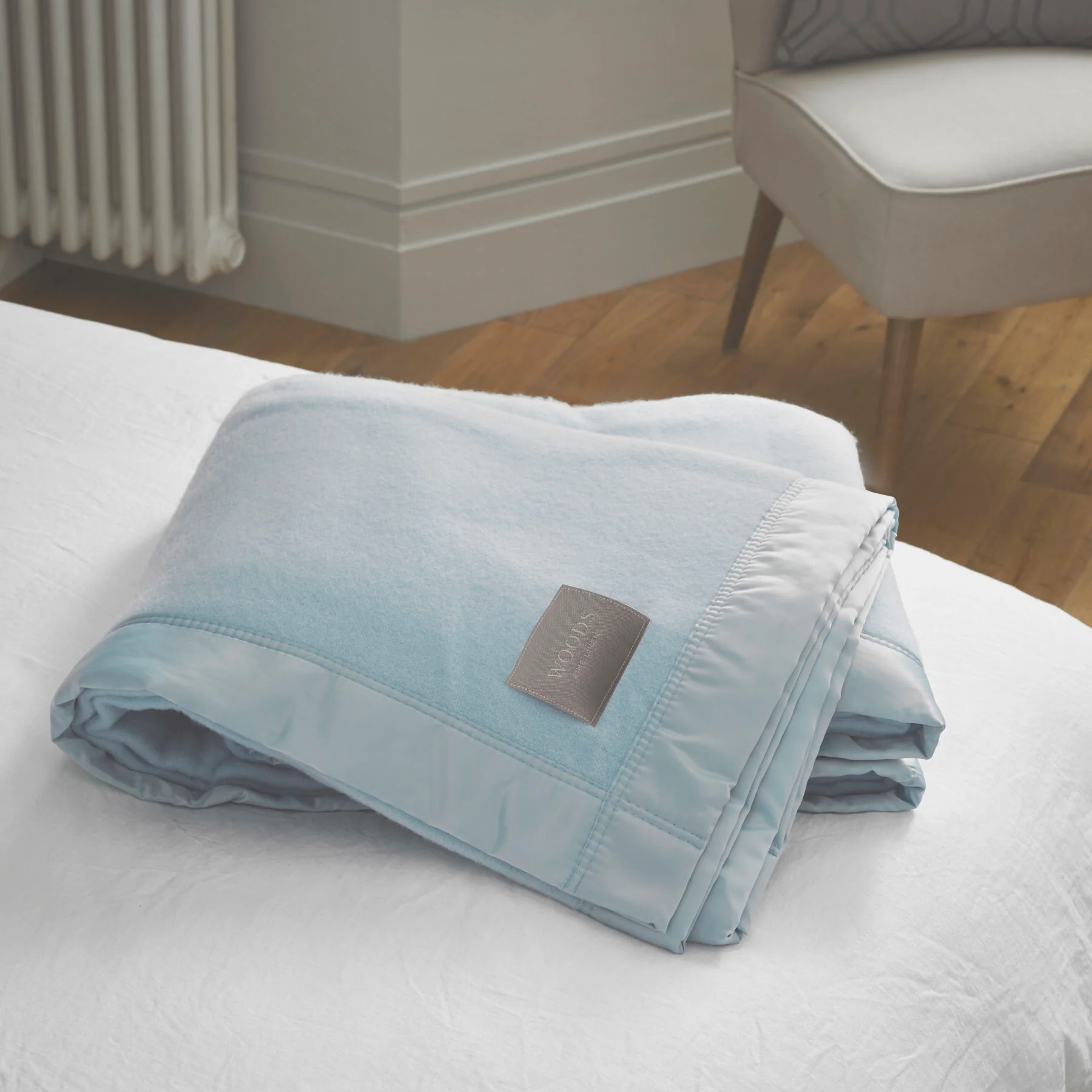 Woods Pure Merino Wool Luxury Blanket - Image 3