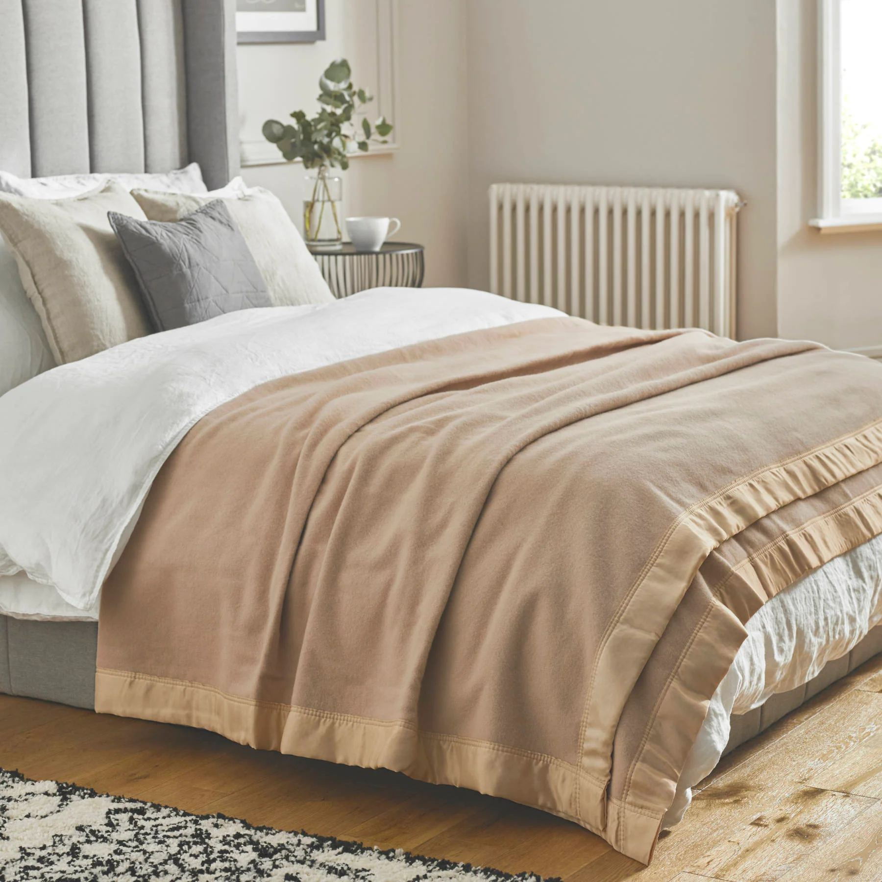 Woods Pure Merino Wool Luxury Blanket - Image 7