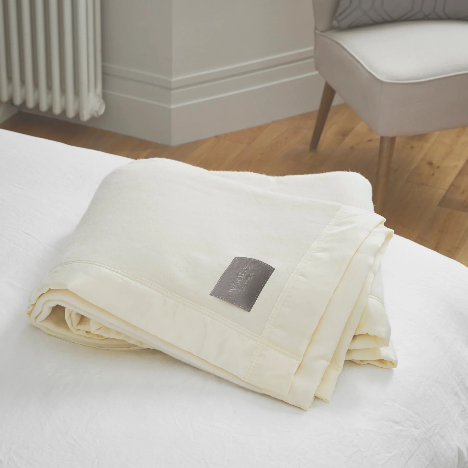 Woods Pure Merino Wool Luxury Blanket - Image 9