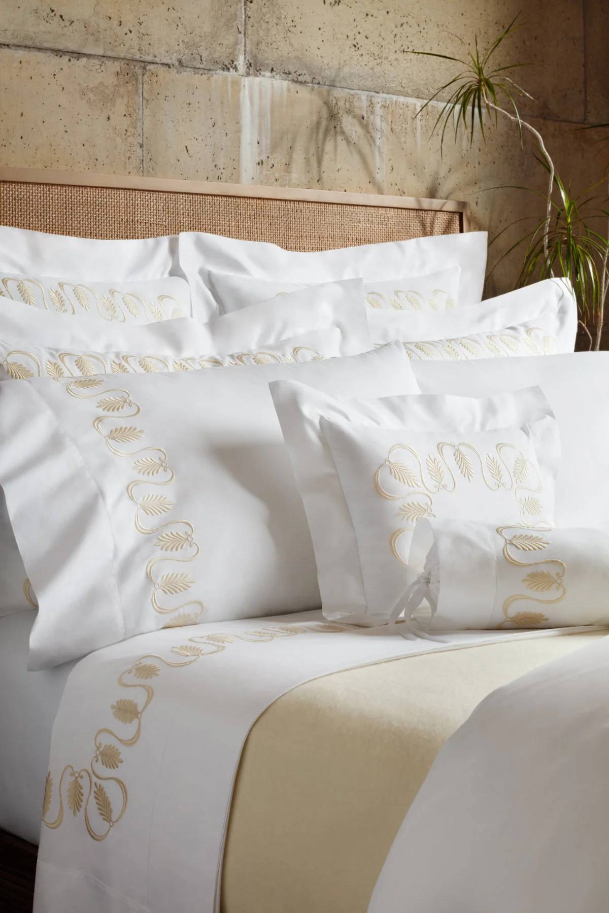 Paolina Bed Linen Collection by Pratesi - Image 3