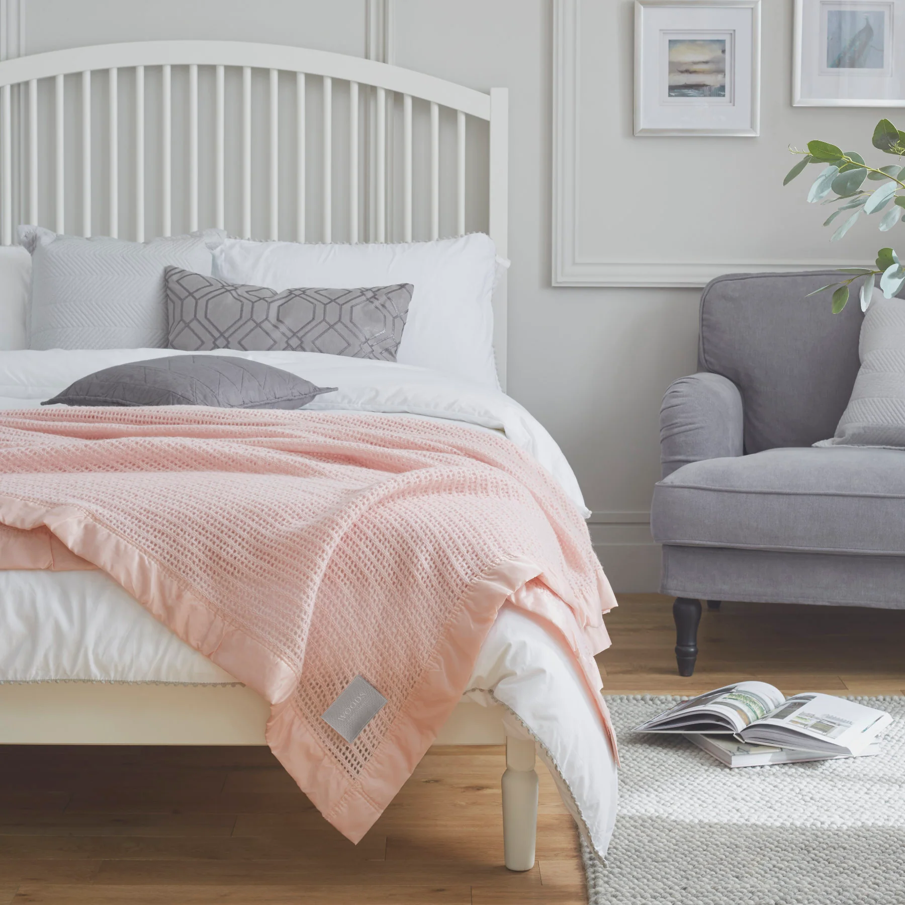 Woods Pure New Wool 'Cellular' Blanket - Image 7