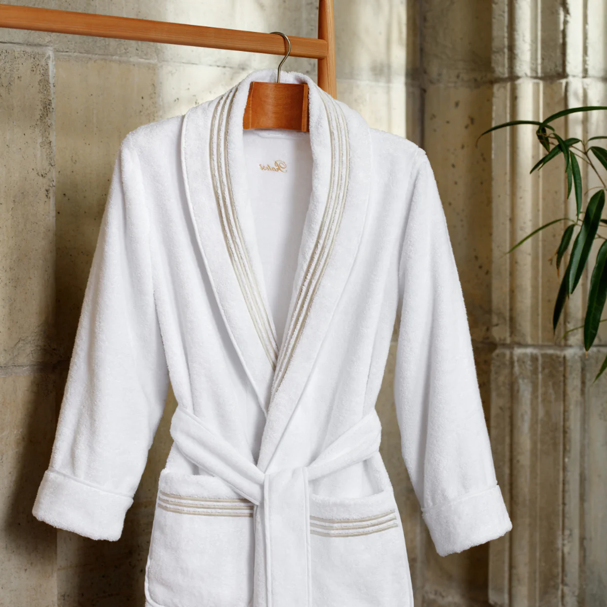 Tre Righe Bath Robes by Pratesi - Image 7